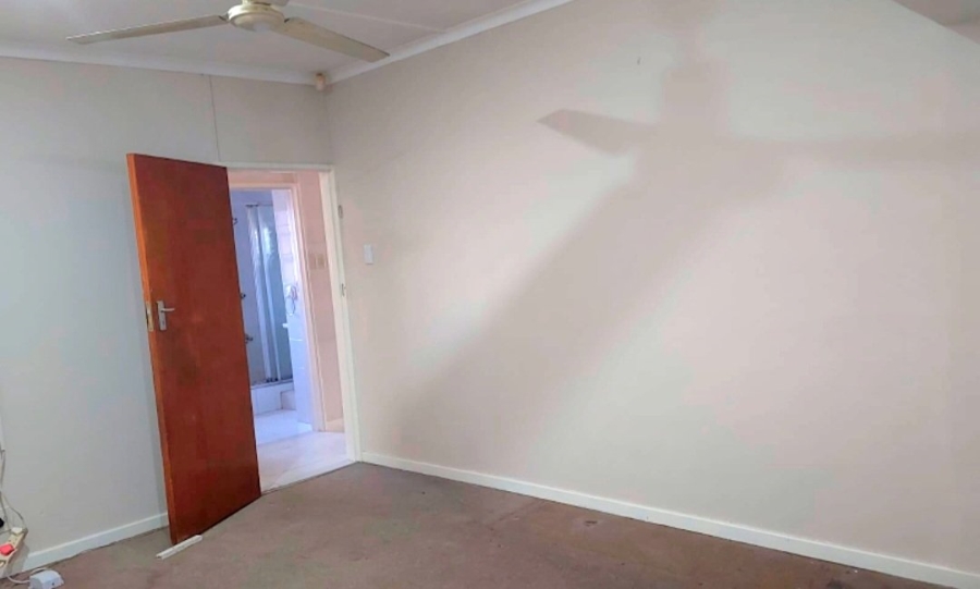 3 Bedroom Property for Sale in Uitenhage Central Eastern Cape